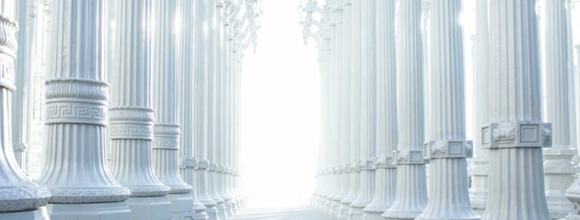 Bankaufsichtsrecht - Seminar zur Regulierung für Banken. Foto: Chris Brignola, unsplash.com